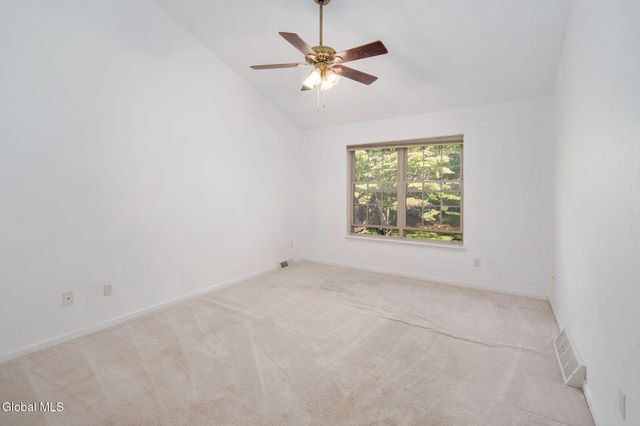 15 Devon Court, Guilderland, NY 12186