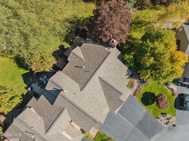 15 Devon Court, Guilderland, NY 12186