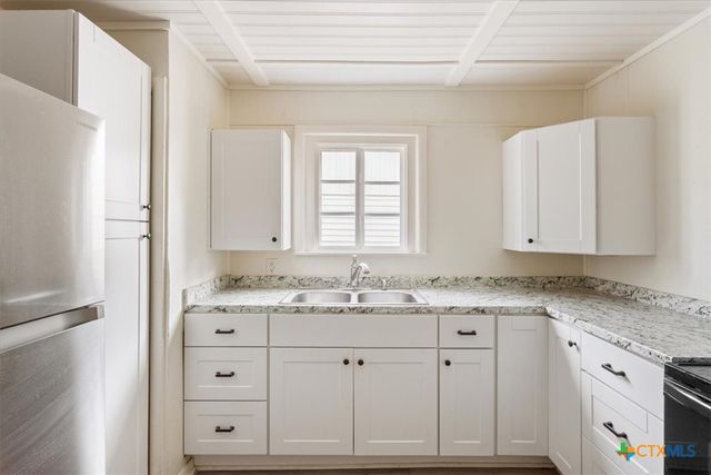 1310 S 21st Street, Temple, TX 76504