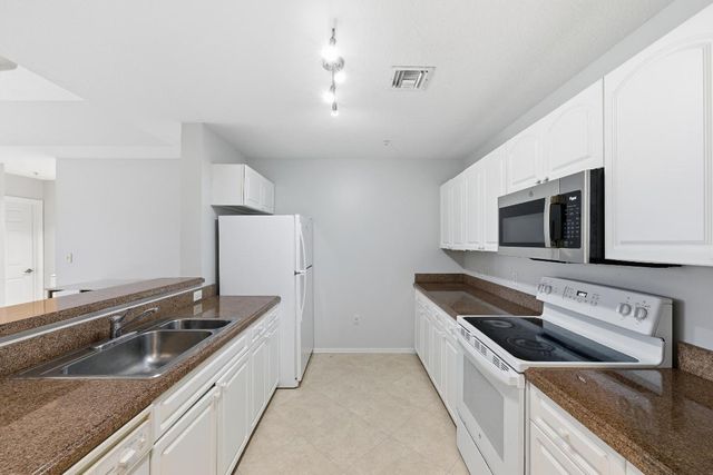 1209 Main Street 301, Jupiter, FL 33458