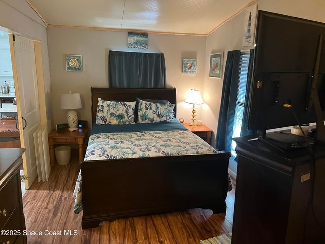 1724 Mango Street NE, Palm Bay, FL 32905