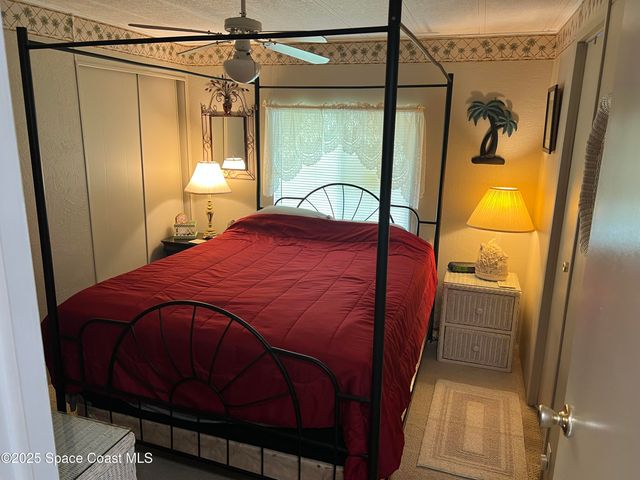 1724 Mango Street NE, Palm Bay, FL 32905