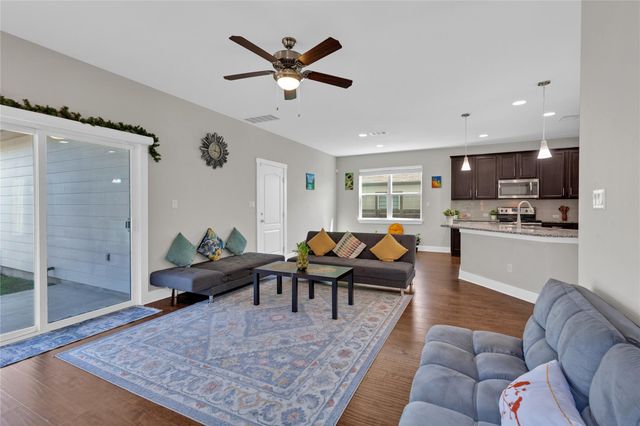 724 Coconut Grove ST, Pflugerville, TX 78660