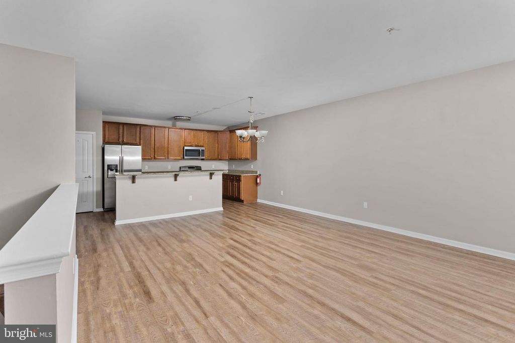 131 RIVERWALK BLVD, BURLINGTON, NJ 08016 — photo 5