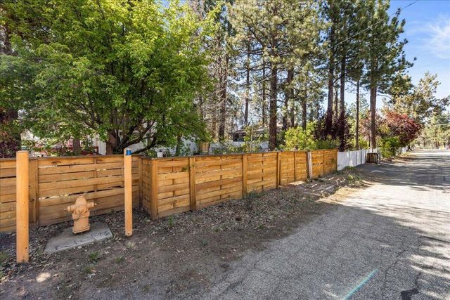 566 Santa Barbara Avenue, Sugarloaf, CA 92386