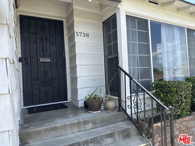 5738 Brushton Street, Los Angeles, CA 90008