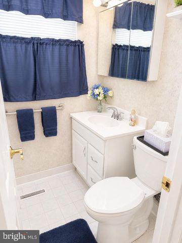 2605 KENHILL DR, Bowie, MD 20715