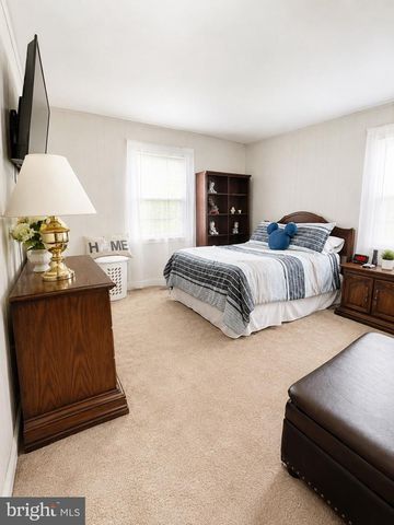 2605 KENHILL DR, Bowie, MD 20715