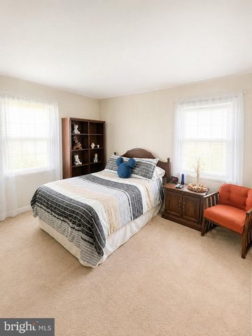 2605 KENHILL DR, Bowie, MD 20715