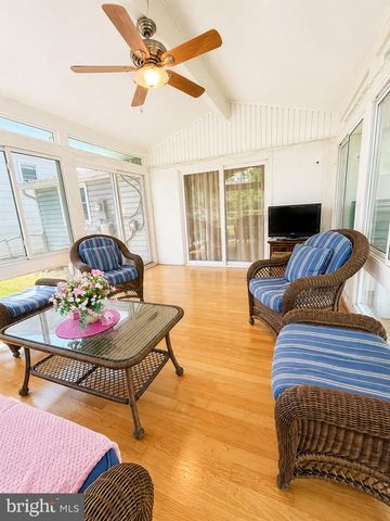 2605 KENHILL DR, Bowie, MD 20715