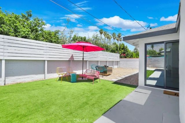 3940 E Calle San Antonio, Palm Springs, CA 92264