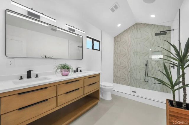 3940 E Calle San Antonio, Palm Springs, CA 92264