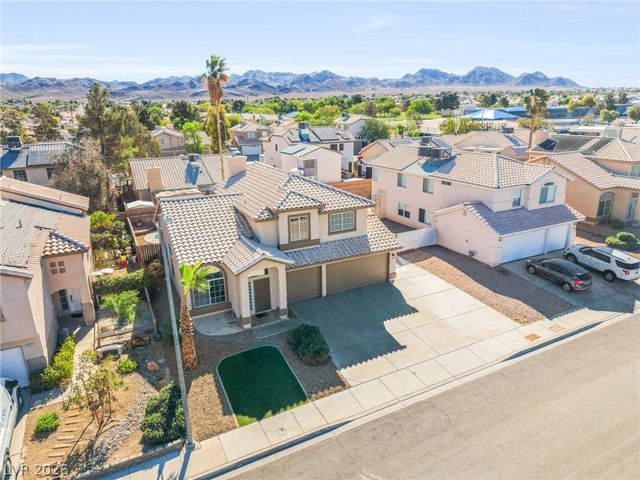 1970 Golden Shadow Court, Henderson, NV 89002