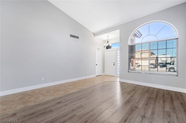 1970 Golden Shadow Court, Henderson, NV 89002