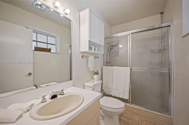 15705 SW 77th Ave, Palmetto Bay, FL 33157