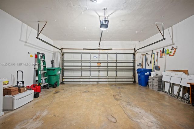 15705 SW 77th Ave, Palmetto Bay, FL 33157