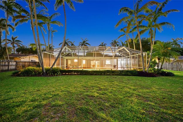15705 SW 77th Ave, Palmetto Bay, FL 33157