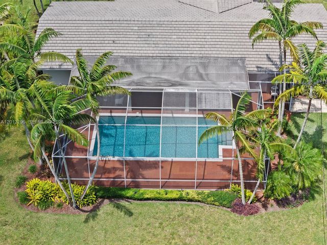 15705 SW 77th Ave, Palmetto Bay, FL 33157