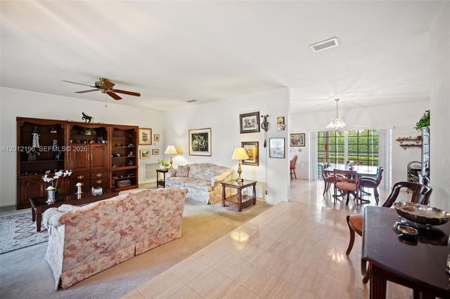 15705 SW 77th Ave, Palmetto Bay, FL 33157