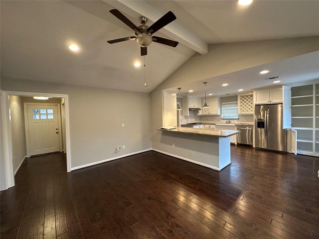 8038 Carvel Lane, Houston, TX 77036