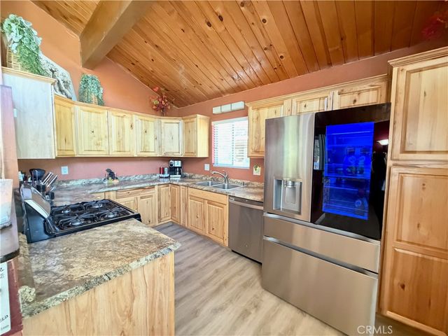 2294 Deep Creek, Arrowbear, CA 92382