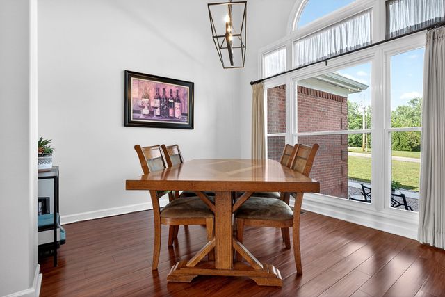 256 Kings Pointe Ln, Mcminnville, TN 37110