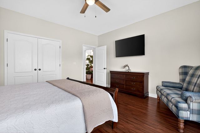 256 Kings Pointe Ln, Mcminnville, TN 37110