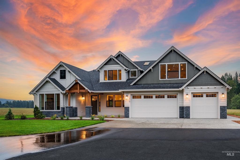 8530 W Graye Street, Meridian, ID 83646
