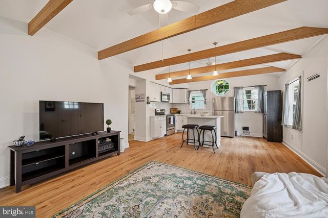 1815 GLENARM RD, Edgewater, MD 21037