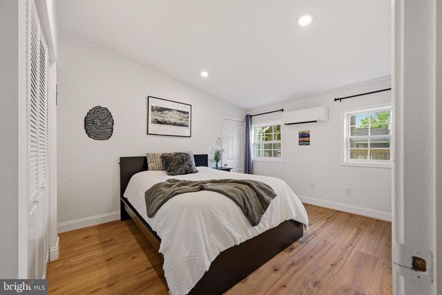 1815 GLENARM RD, Edgewater, MD 21037