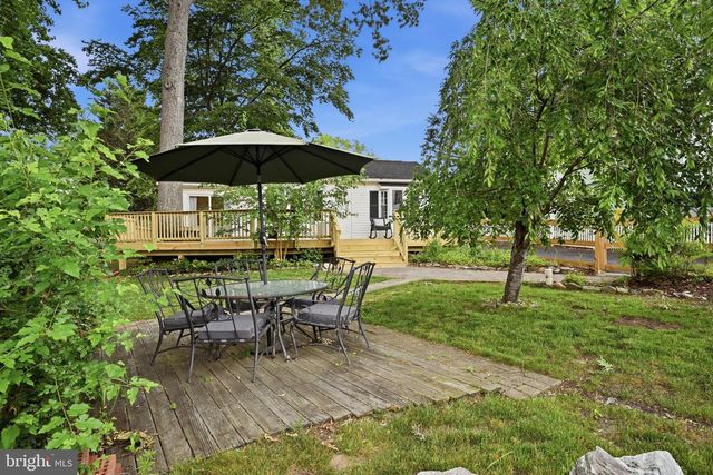 1815 GLENARM RD, Edgewater, MD 21037