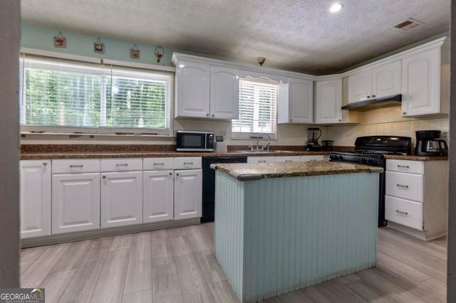 6384 Boyett Drive, Norcross, GA 30093