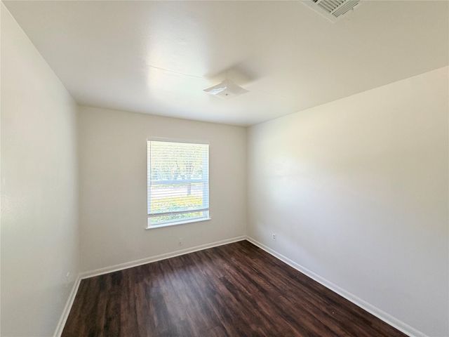 8701 Parkfield DR, Austin, TX 78758