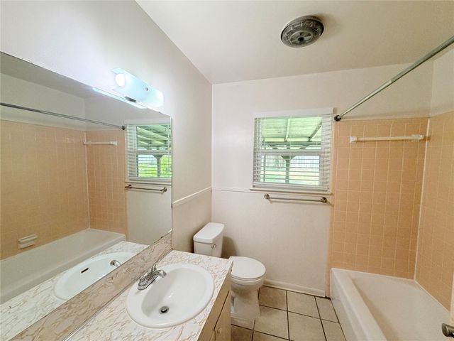 8701 Parkfield DR, Austin, TX 78758