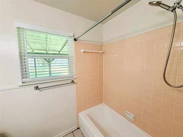 8701 Parkfield DR, Austin, TX 78758