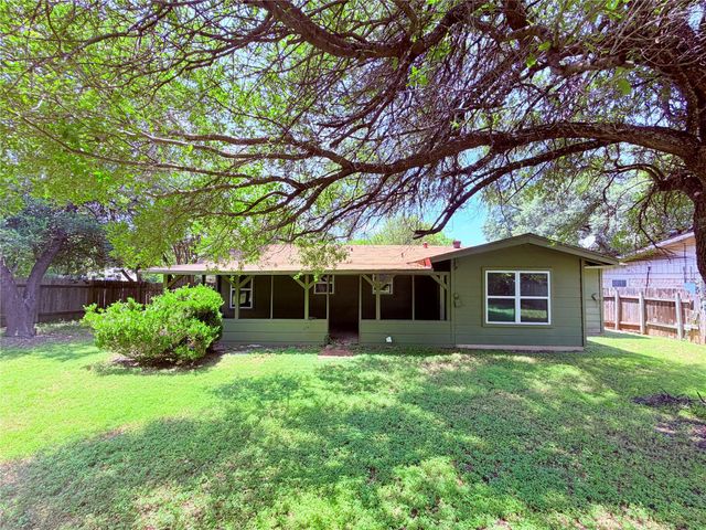 8701 Parkfield DR, Austin, TX 78758