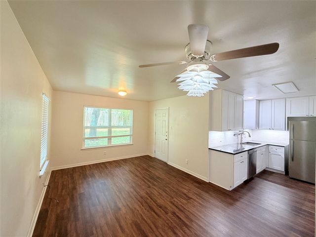 8701 Parkfield DR, Austin, TX 78758