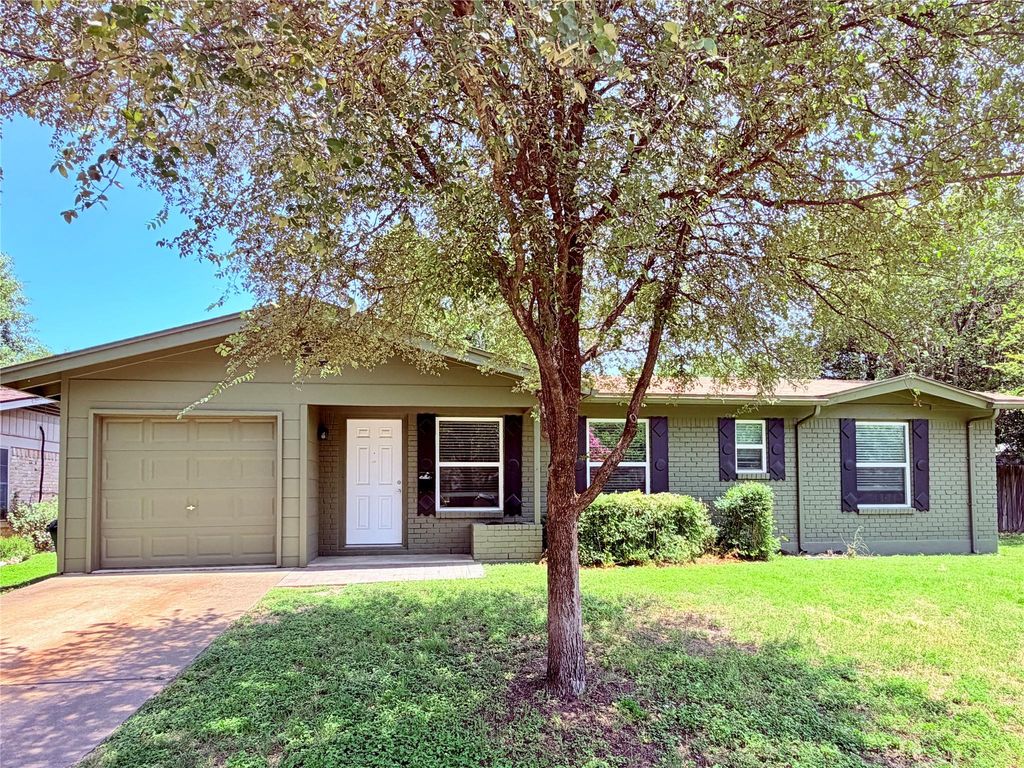 8701 Parkfield DR, Austin, TX 78758
