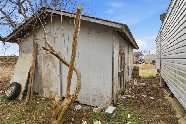 508 W Mesquite Ave, Rogers, TX 76569