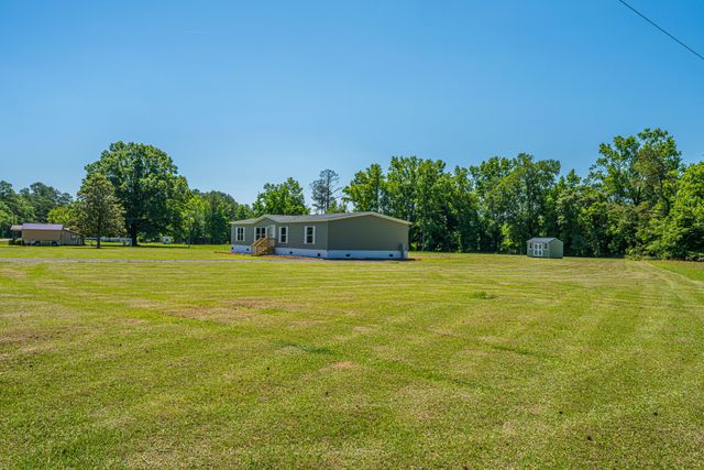 496 1st Texas Road, Saint George, SC 29477