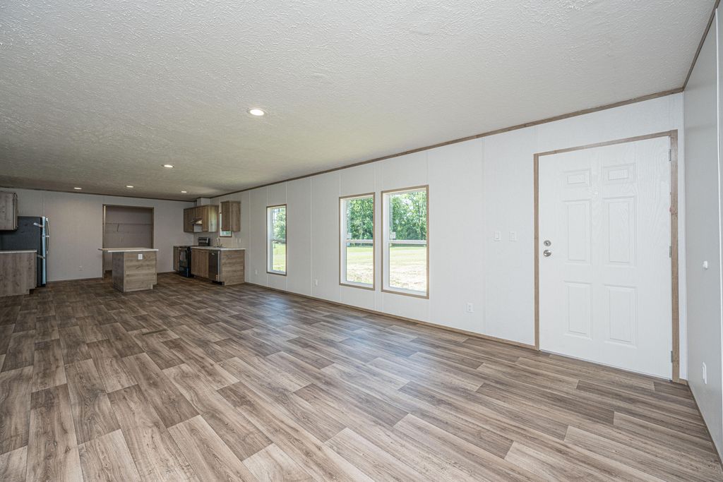 Image 16 of property listing at 496 1st Texas Road, Saint George, SC 29477