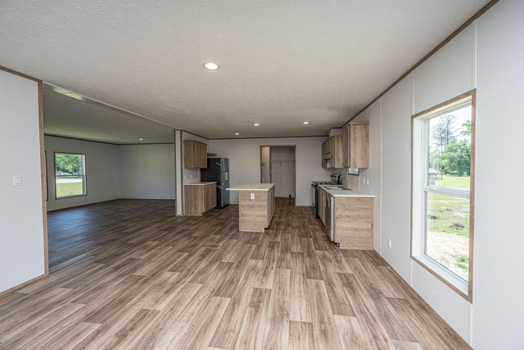 Image 19 of property listing at 496 1st Texas Road, Saint George, SC 29477