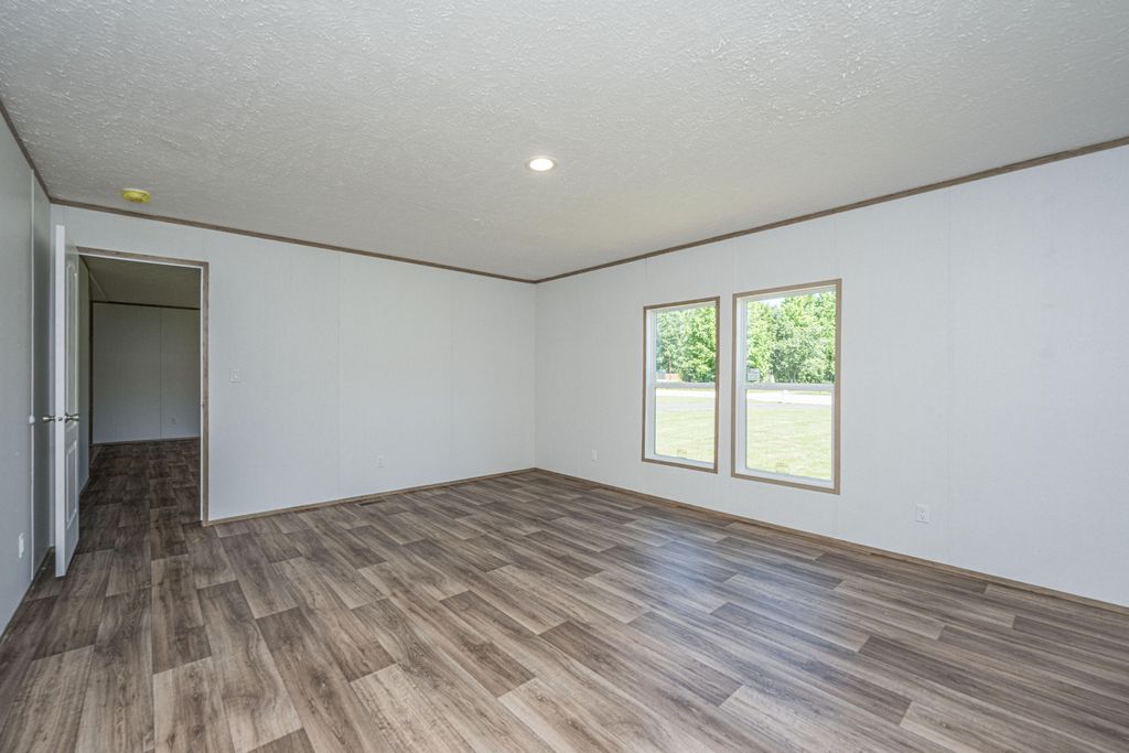 Image 30 of property listing at 496 1st Texas Road, Saint George, SC 29477