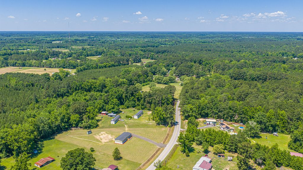 Image 79 of property listing at 496 1st Texas Road, Saint George, SC 29477