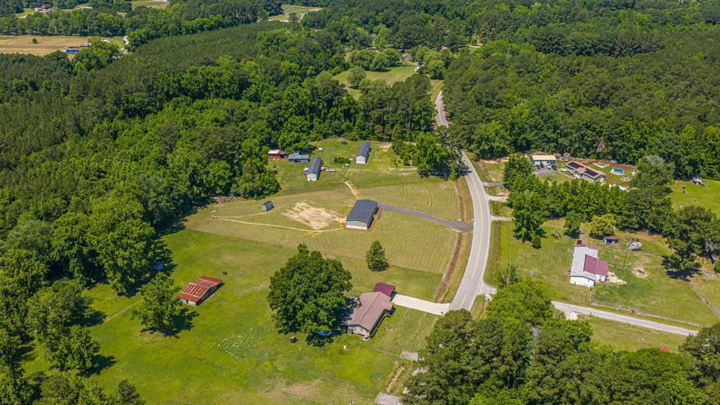 Image 81 of property listing at 496 1st Texas Road, Saint George, SC 29477