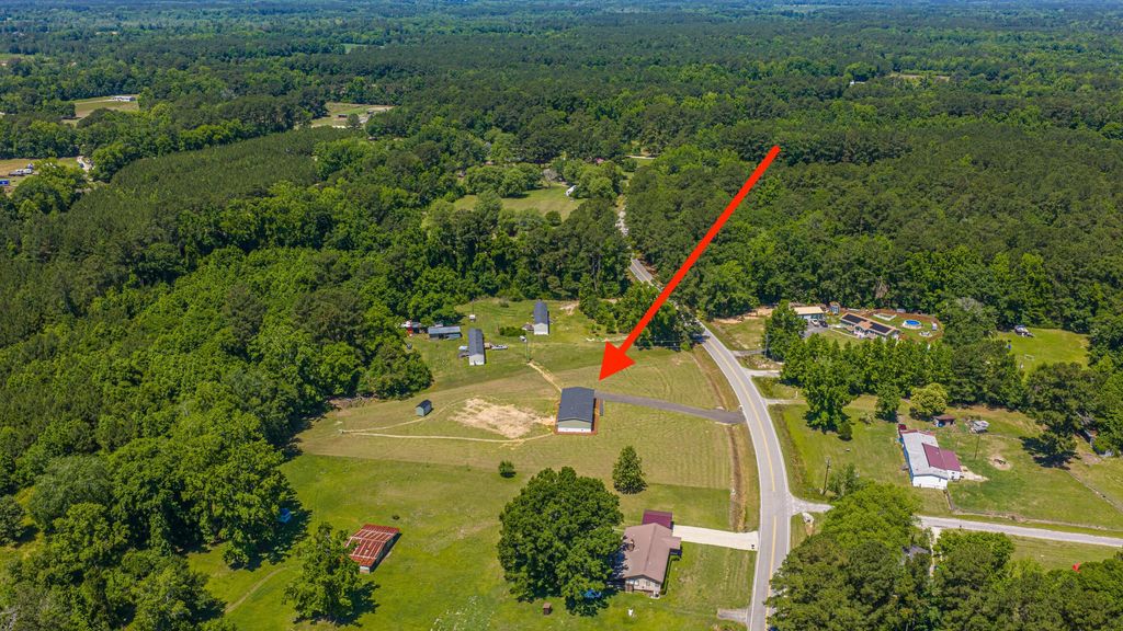 Image 82 of property listing at 496 1st Texas Road, Saint George, SC 29477