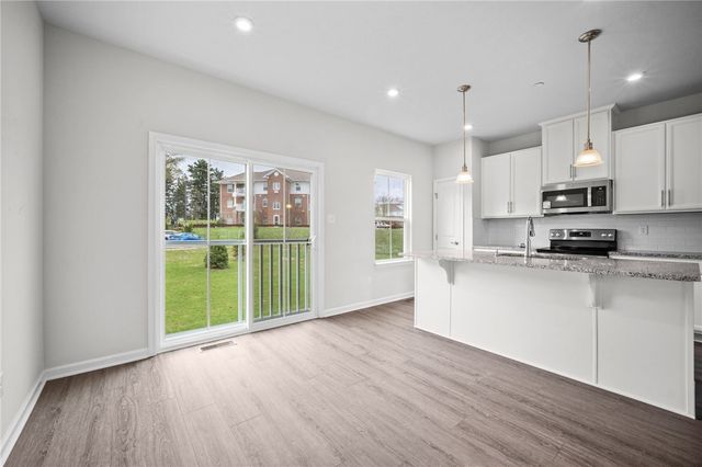233 Chesna Drive, Whitehall, PA 15234
