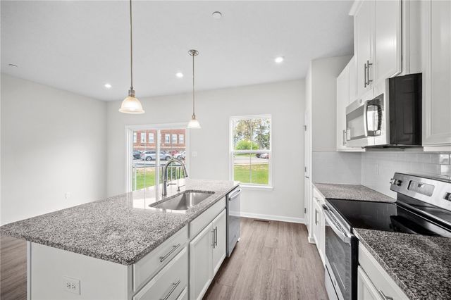 233 Chesna Drive, Whitehall, PA 15234