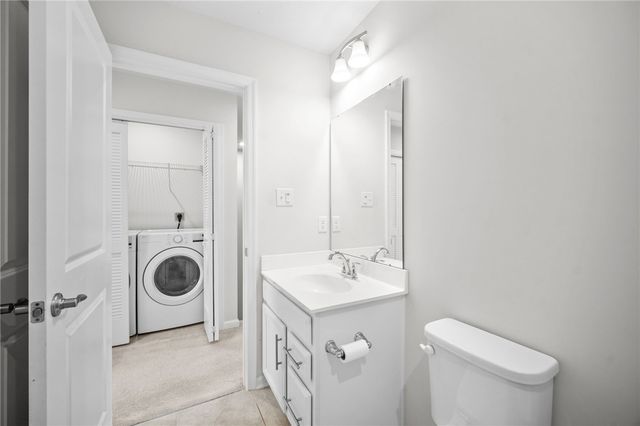 233 Chesna Drive, Whitehall, PA 15234