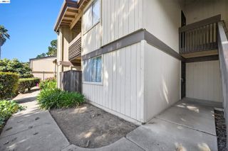 355 Parkview Terrace B9, Vallejo, CA 94589